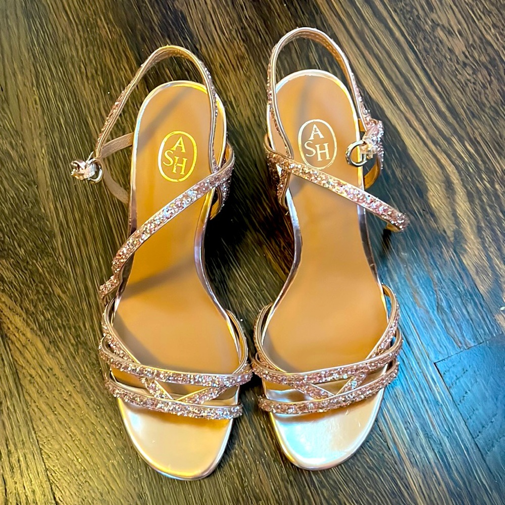 Sparkling Pink/gold strappy sandals